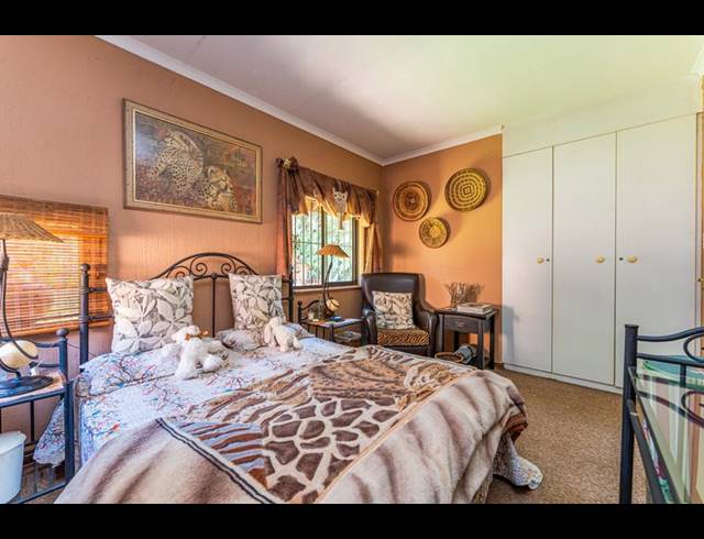 4 BEDROOM HOUSE FOR SALE IN NORTHCLIFF